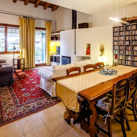 La Casa Colorata - Large Flat - Desenzano Del Garda Apartment